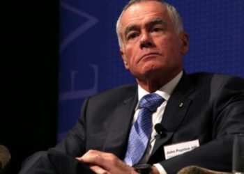 John Poynton replaces James Packer on Crown board