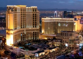 US shares feel pain of disappointing June in Macau