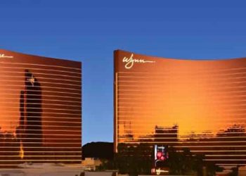 Elaine Wynn sues Wynn Resorts over access to shareholders