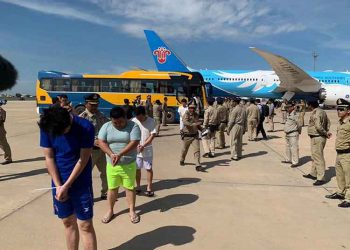 Cambodia deports 150 Chinese nationals for gambling-related crimes in Sihanoukville, Bavet