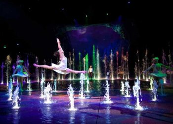 Melco’s House of Dancing Water to let go of 137 blue card holders