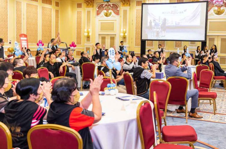 Sands China holds ceremony for elderly staff transitioning to retirement