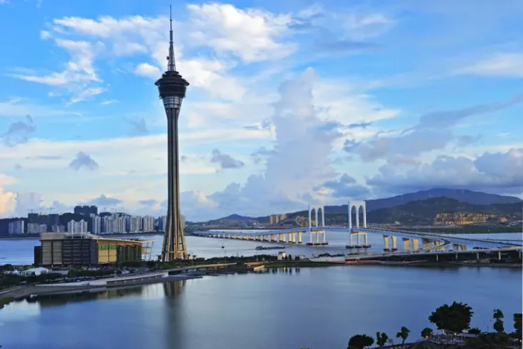 Macau GGR down 47.4% sequentially in August to MOP$4.44 billion