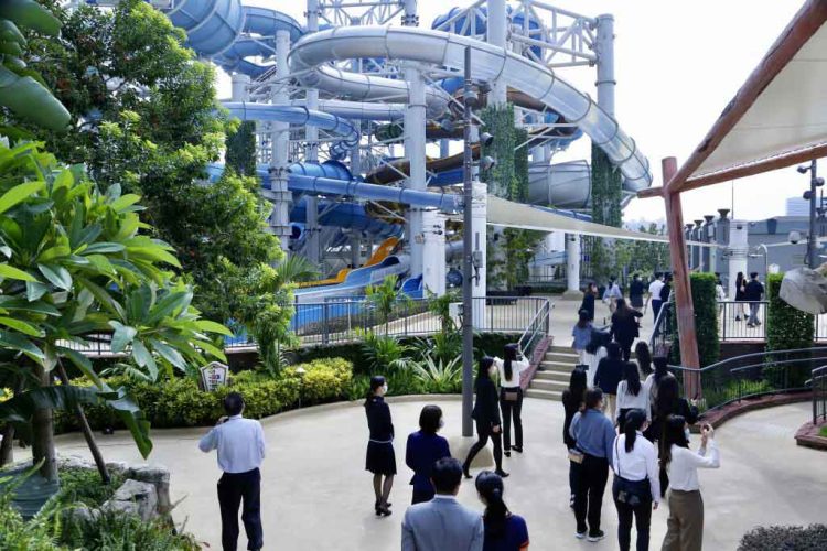 Melco hosts 30 IFTM students for two-day staycation at Studio City