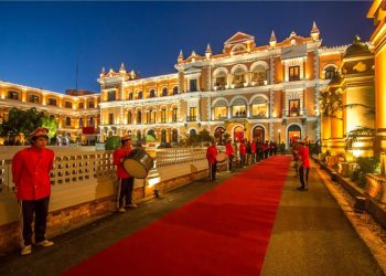 Nepal orders closure of two casinos for failure to pay royalties
