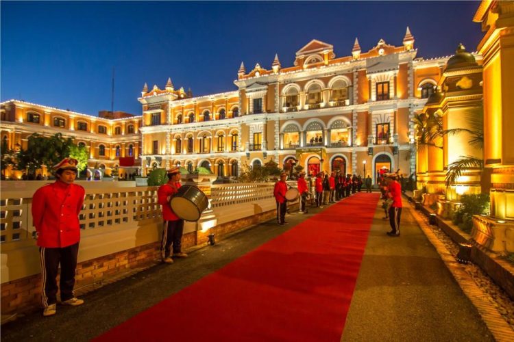 Nepal orders closure of two casinos for failure to pay royalties