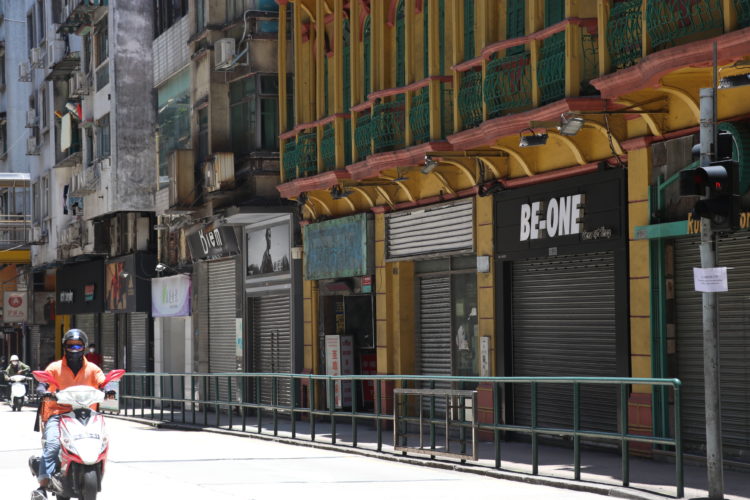 Macau extends lockdown, casino closure for another five days