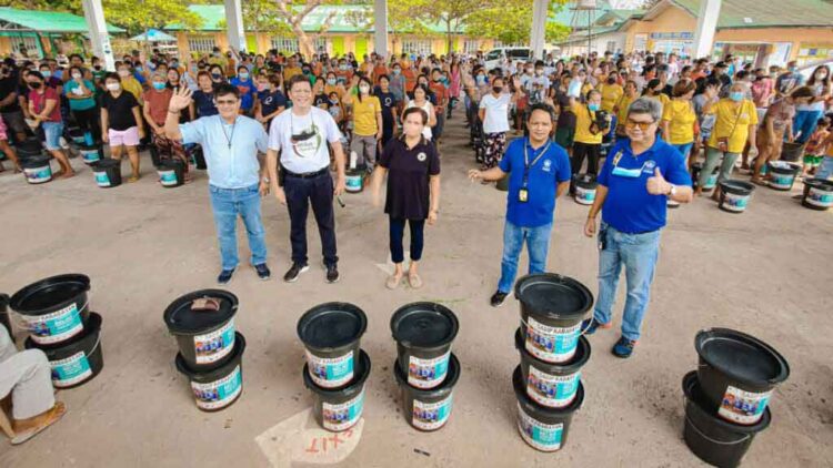 Clark casino licensees join PAGCOR in distributing relief packs to areas hit by Super Typhoon Karding