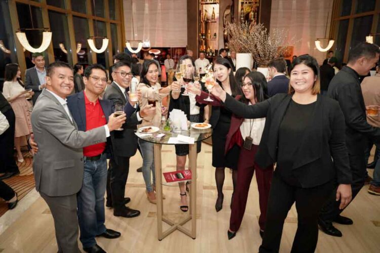 Philippines gaming industry turns out in force for very first Manila After Dark networking social at Okada Manila