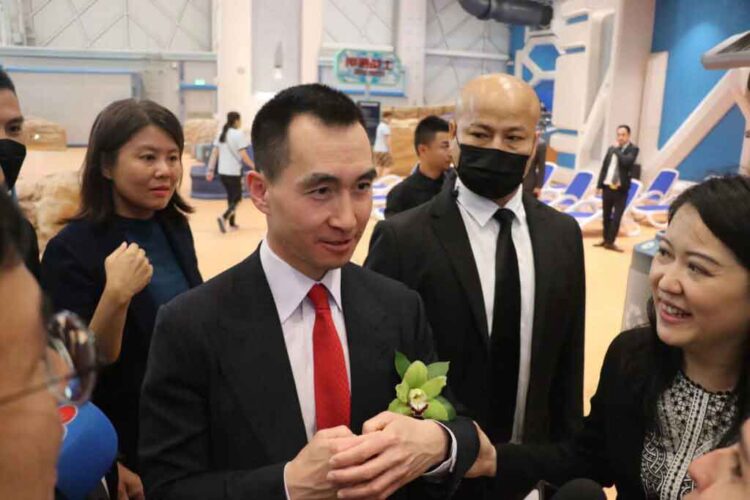 Lawrence Ho confirms Melco has opened three foreigner-only gaming zones in Macau