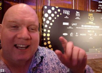 On the Run by Andrew W Scott, the IAG CEO Vlog