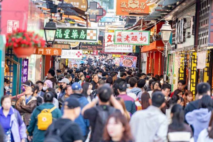 Macau visitor arrivals up 15% month-on-month to 3.3 million in February