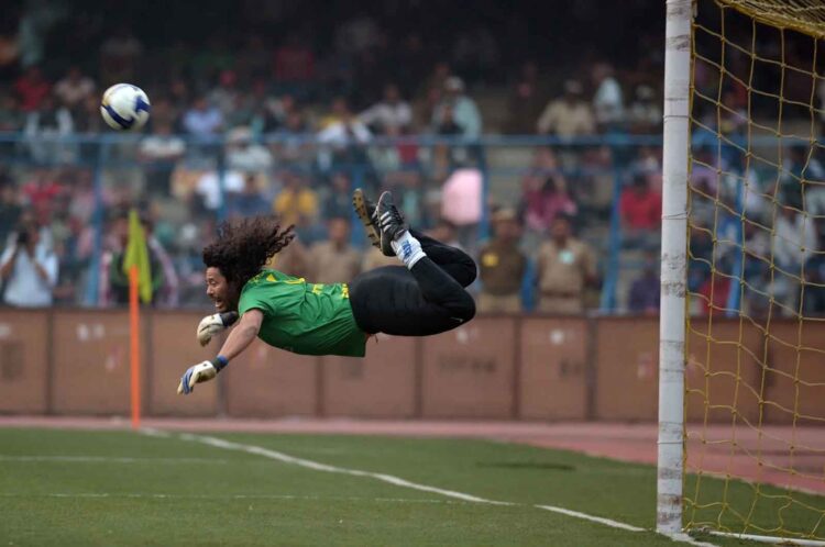Legendary Colombian goalkeeper René Higuita to deliver keynote at SBC Summit Latinoamérica