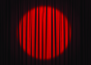 Editorial – Up in lights