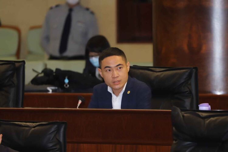 Macau legislator urges government to intervene on management fees as end of three-year satellite casino transition period nears