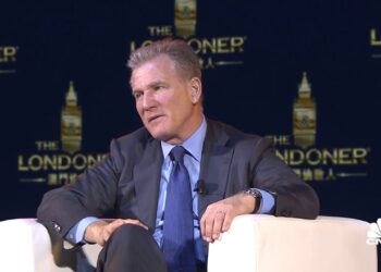 Robert Goldstein to step aside as LVS Chairman and CEO from March 2026, replaced by Patrick Dumont