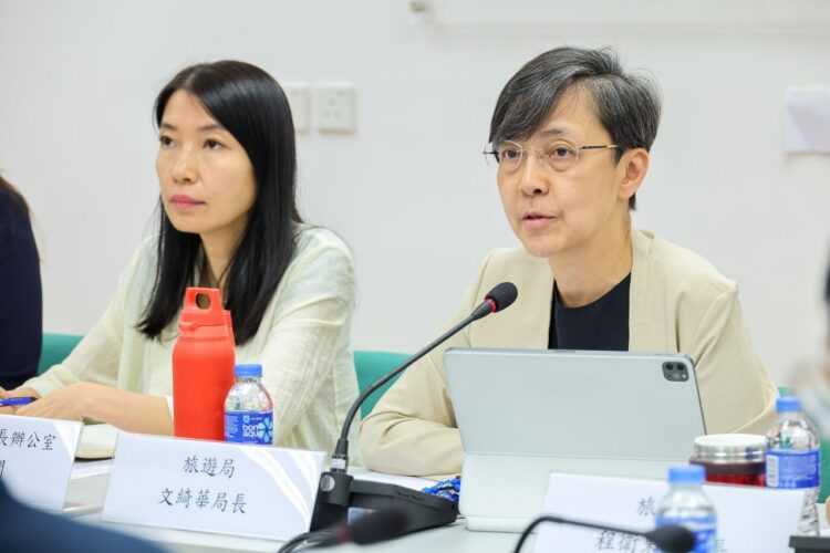 Term of Macao Government Tourism Office Director Maria Helena de Senna Fernandes extended by two years