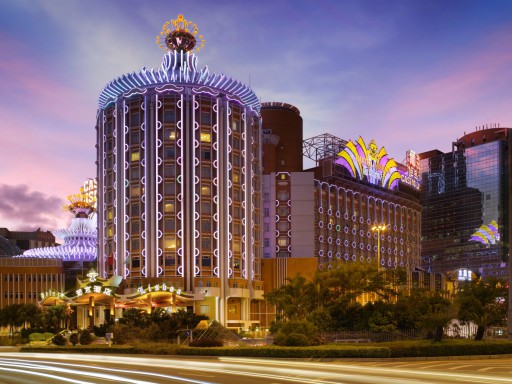 SJM opening new gaming space at Hotel Lisboa in stages, refurbishing hotel rooms