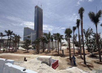 Wynn anticipating “modest delay” to opening of UAE resort as construction continues to progress