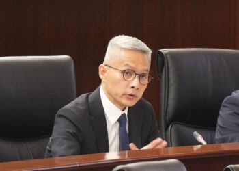 Former Secretary for Economy and Finance Tai Kin Ip appointed to board of Macau International Airport