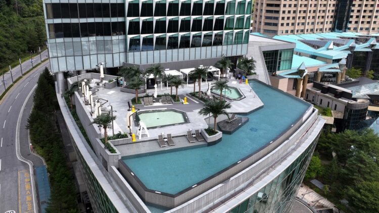 Kangwon Land’s integrated resort transformation sees launch of new infinity pool