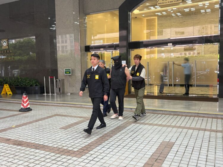 Police uncover multiple cases of individuals live streaming, placing proxy bets from Macau casinos