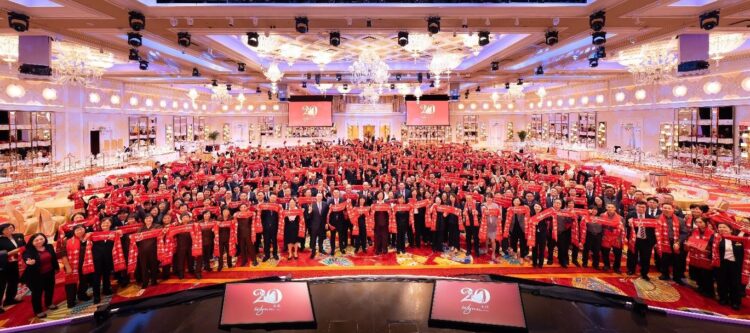 Wynn Macau celebrates 20th Anniversary by awarding US$26 million in shares to over 11,000 employees